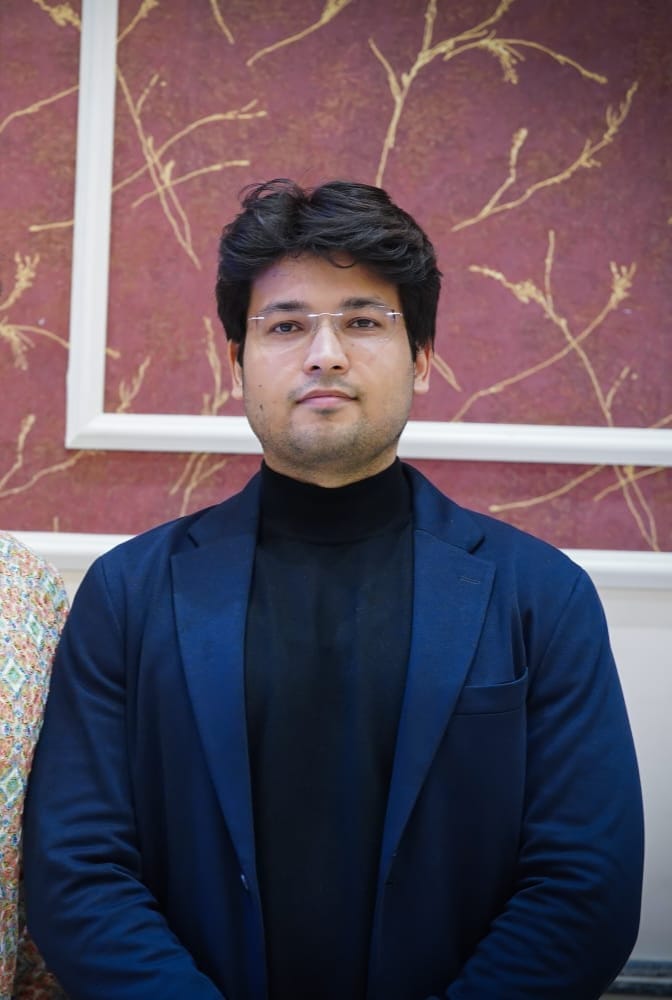 Dr. Harshdeep  